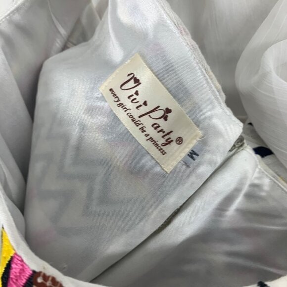 Vivi Party Embroidered Boho Maxi Dress White Sheer Taffeta Skirt Size Medium - Picture 9 of 10